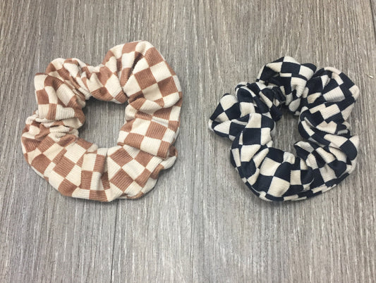 Checkered Scrunchies
