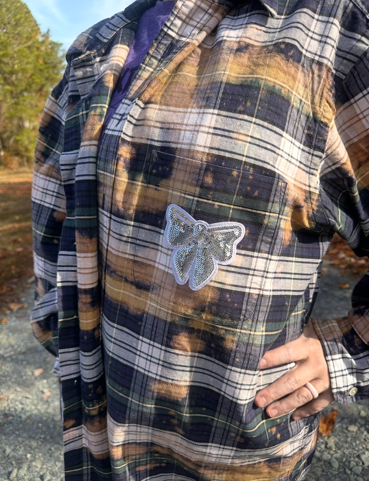 Sequin Bow Bleached Flannel LARGE
